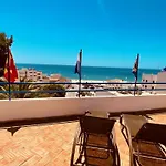 A Mare Ξενοδοχείο *
