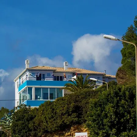 A Mare Hotel *